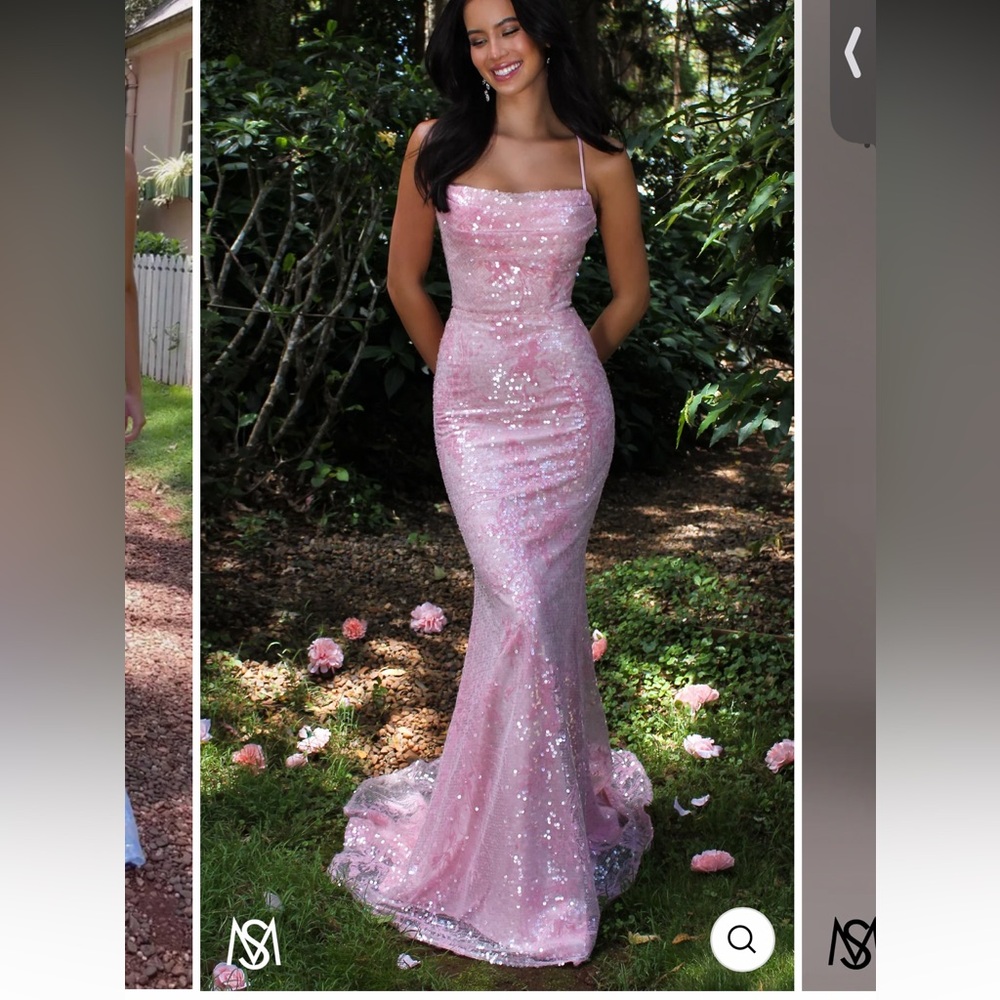 Elegant Pink Sequin Prom dress